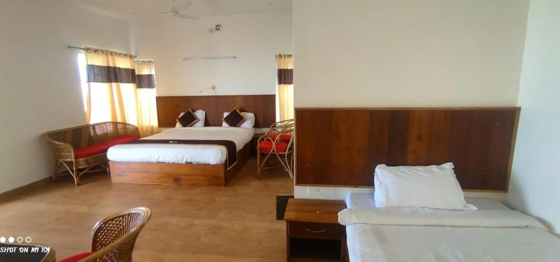 Double Family Cottage Kanthalloor Feriehus